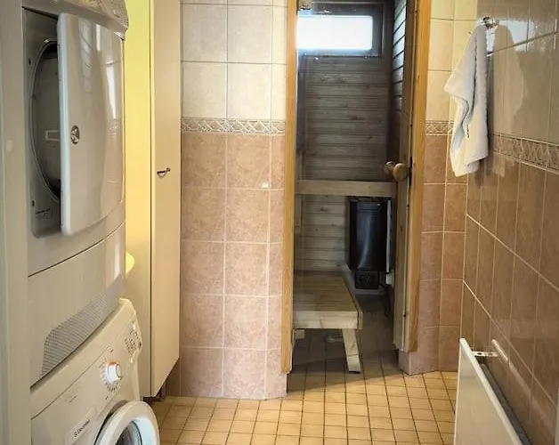 Kotimaailma - Tilava Saunallinen Kaksio - Verstaankatu * Τάμπερε